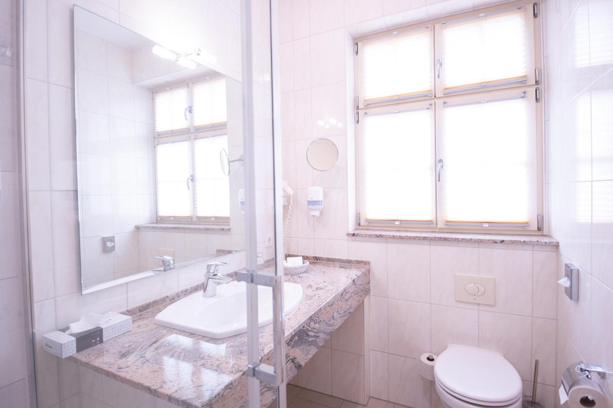Seehotel Grossraeschen Habitación foto